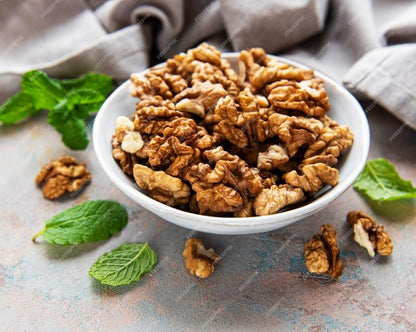Dikshika Dry Fruits Clean and Natural Akhrot 950 gm | Rich in Protein, Iron & Antioxidants | Walnuts without Shell | Natural California Walnut Kernels | Fresh Akhrot Giri